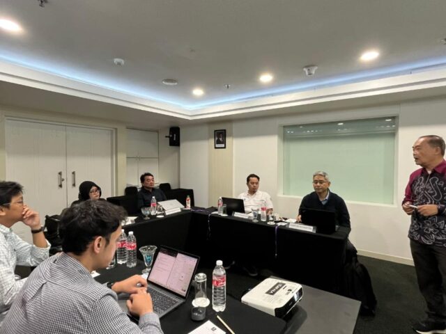 TRAINING RECORD CENTER SAINSTARA